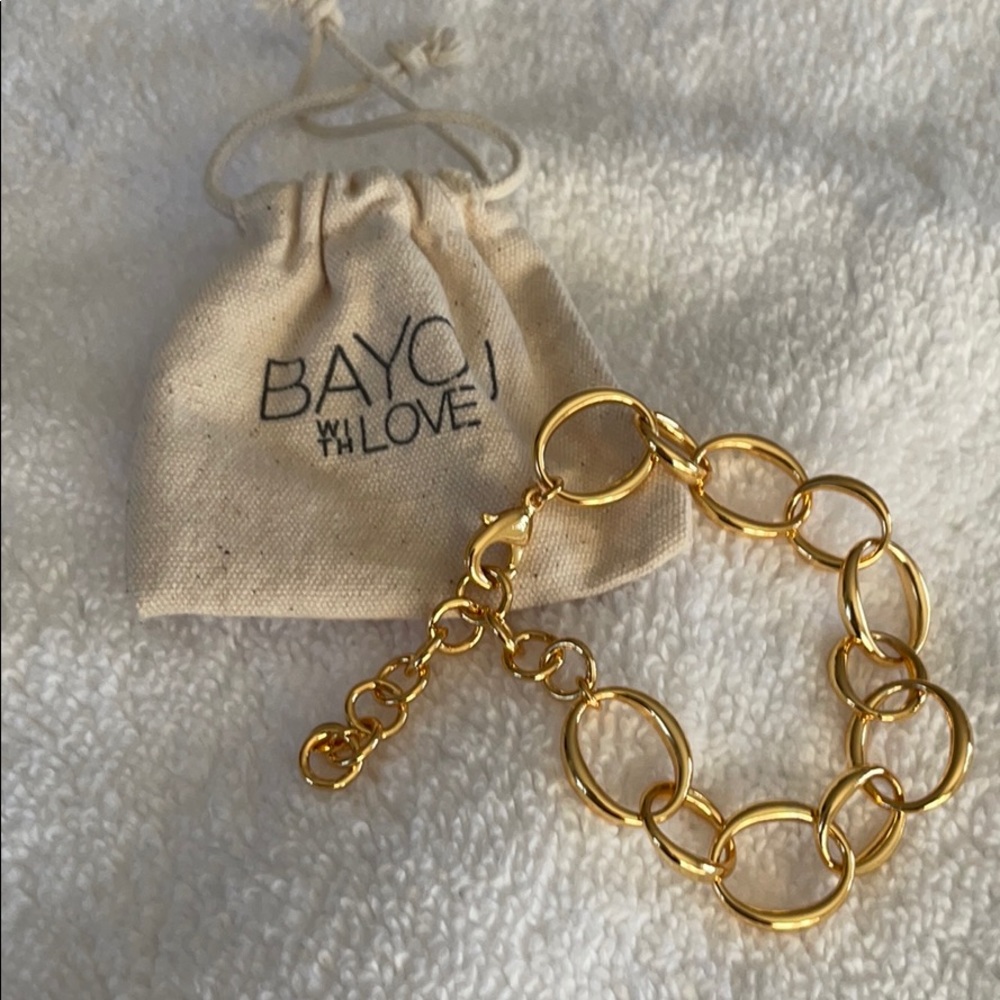 Bayou with Love Large Oval Chain Bracelet